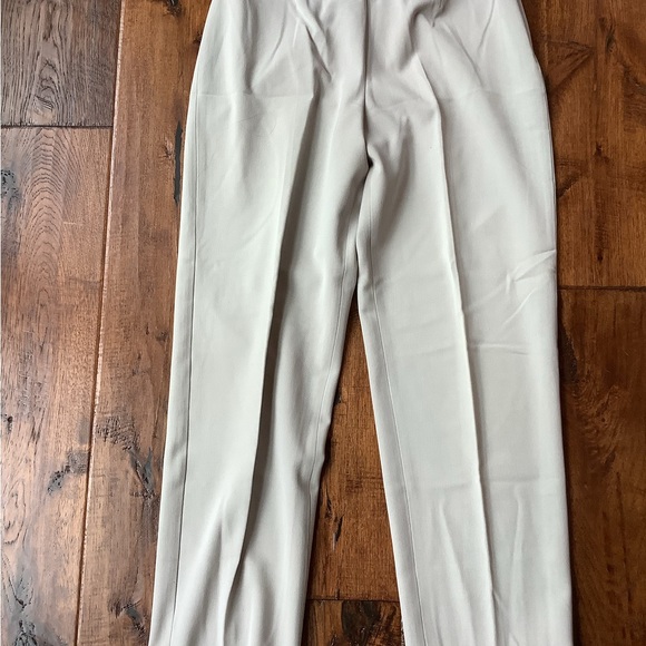 LADIES LIGHT TAN COTTON PANTS SIZE 8. VIRTUE. - Picture 3 of 6